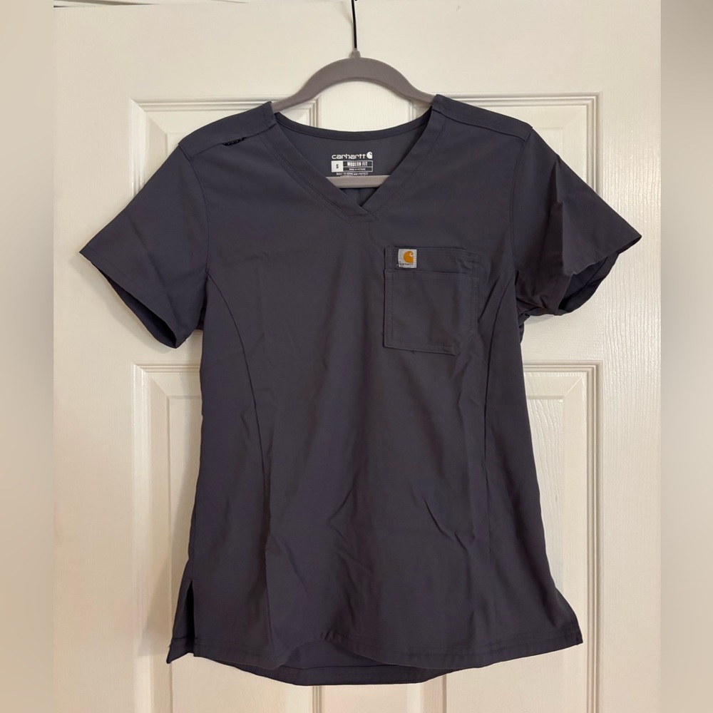 Carhartt Dark Gray Women’s Scrub Set!